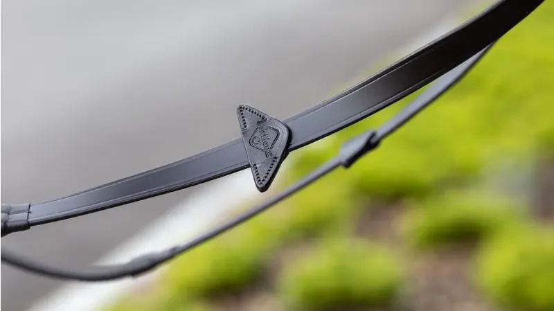 LeMieux Rubber Reins - Brown/Brass-3