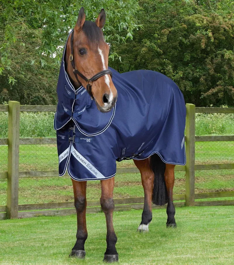 Premier Equine Stratus 600D Series 0g Turnout Rug with Classic Neck Cover - Navy