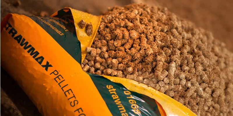 Bedmax Strawmax Pellet Bedding - 15kg-2