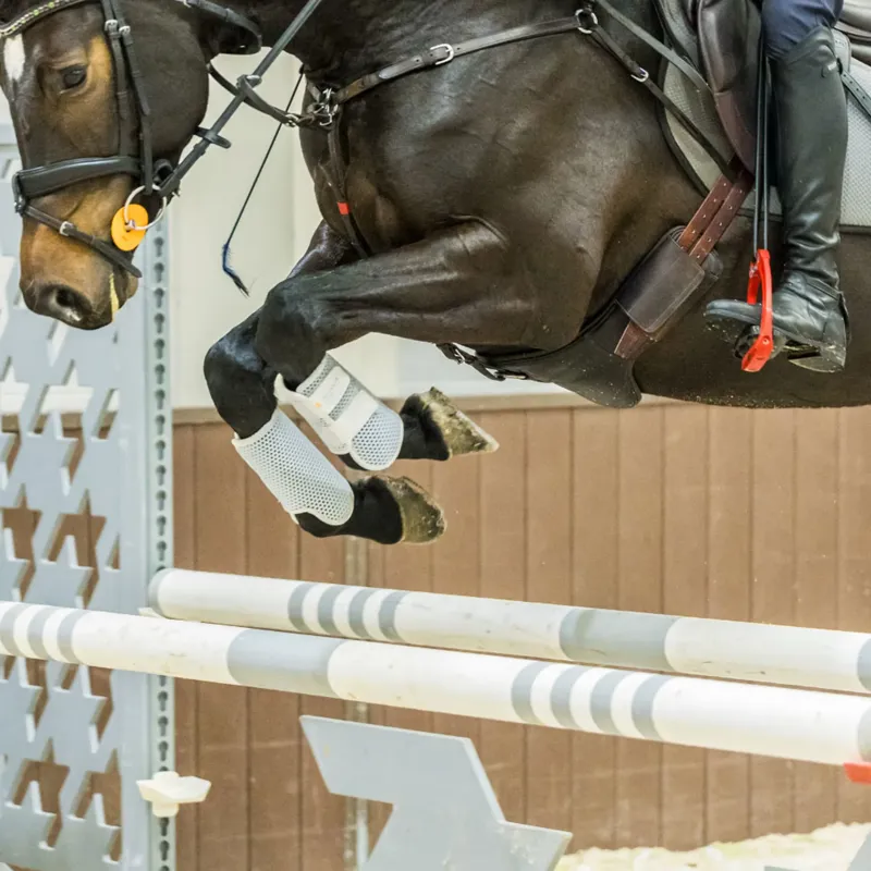 Equilibrium Tri-Zone All Sports Boots - White-3