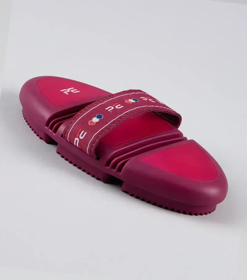 Premier Equine Soft-Touch Flexi Curry Comb - Wine/Fuchsia-1