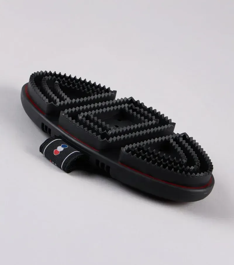 Premier Equine Soft-Touch Flexi Curry Comb - Black/Red